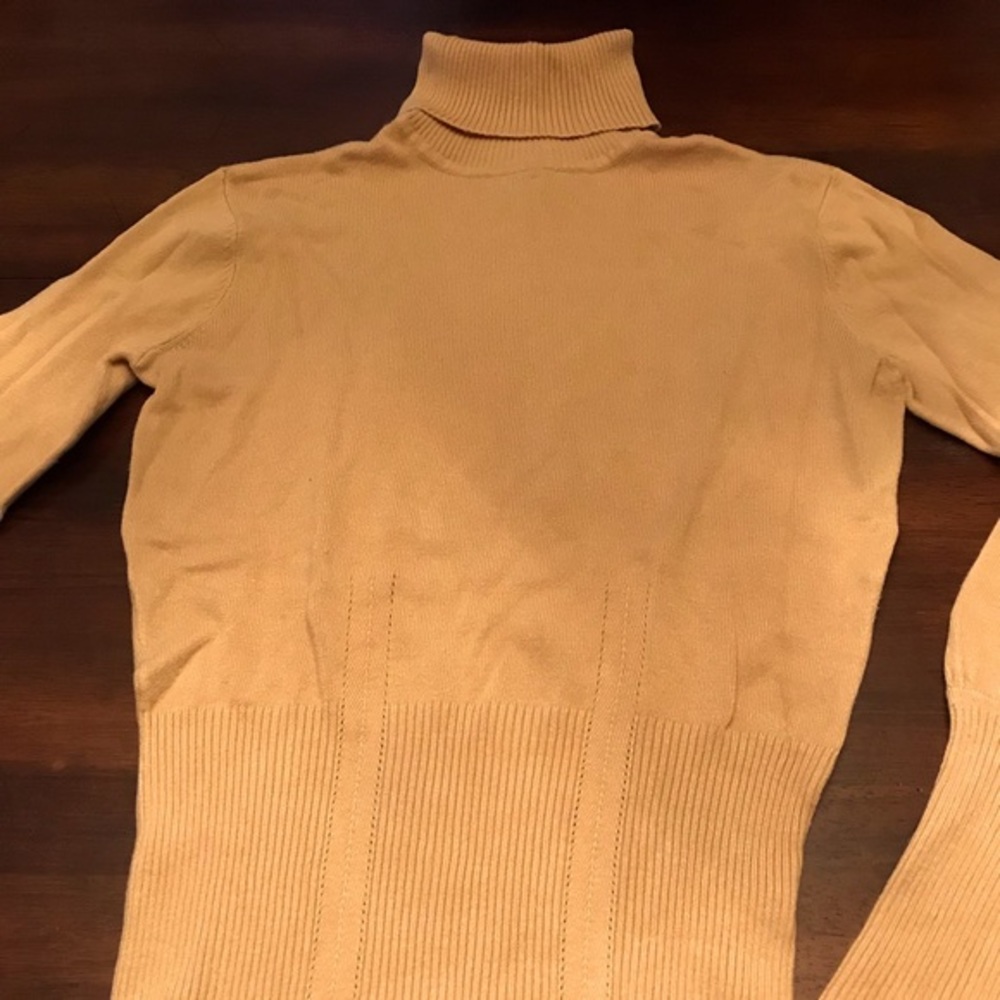 Apostrophe Metallic Gold Turtleneck Top S